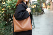 Stella Leather Tote Bag – Minimal Shoulder Bag for Work & Everyday