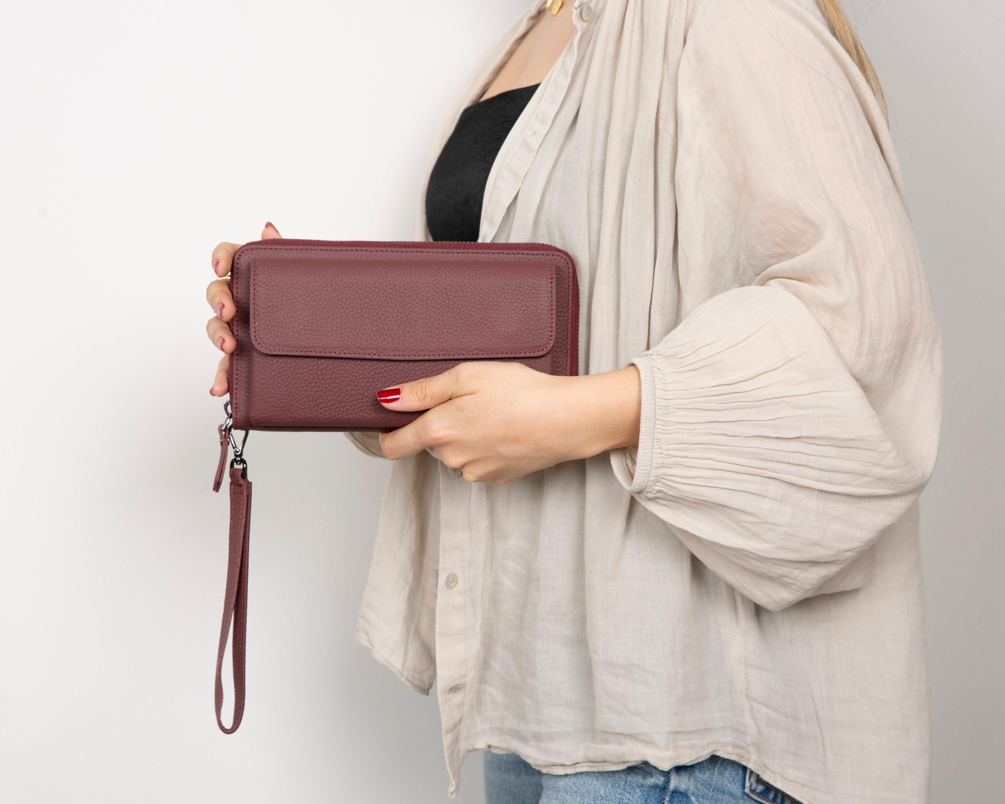 Eliza Leather Wallet Clutch – RFID, Wrist Strap, 12 Card Slots
