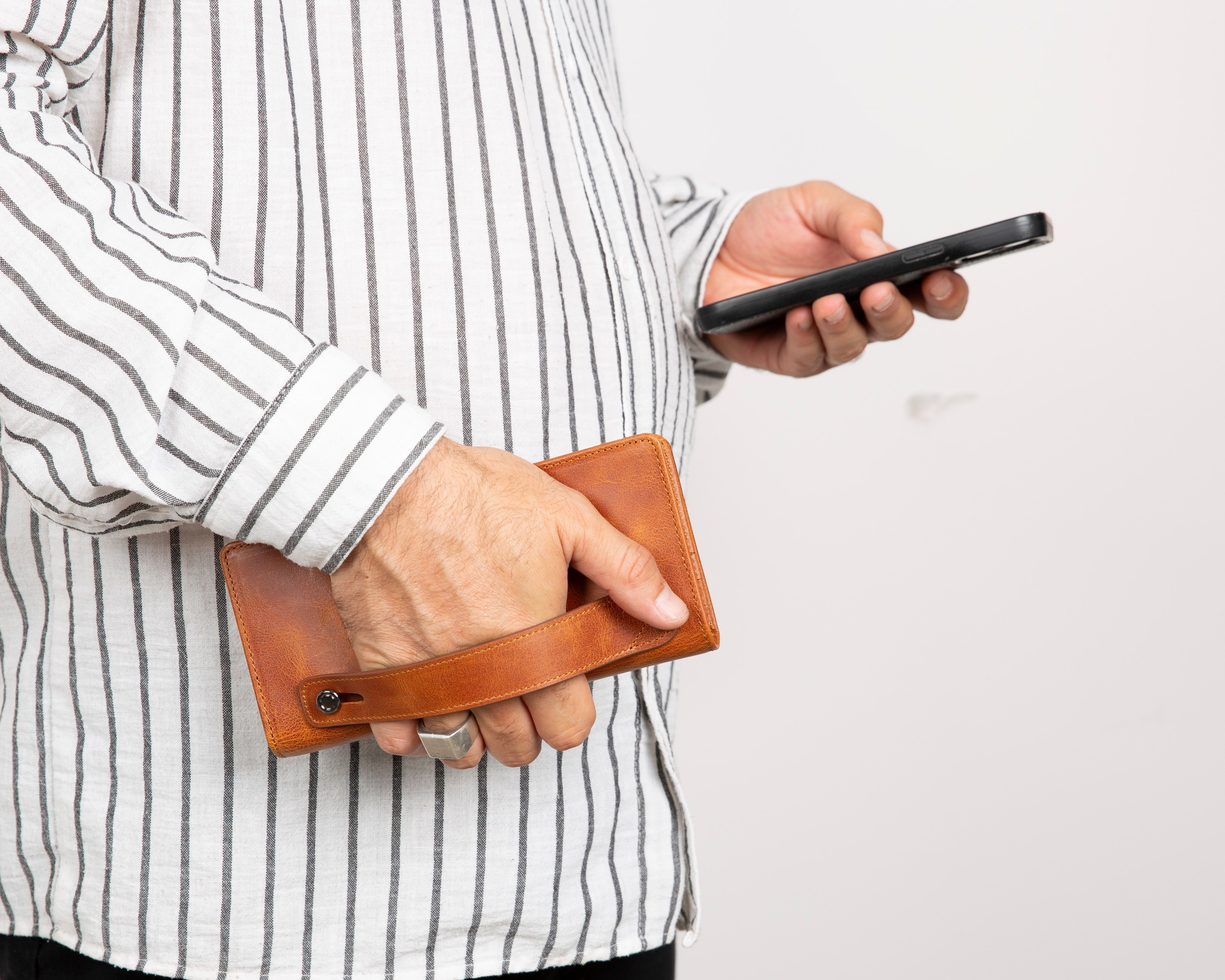 Sentinel Leather Wallet – Unisex RFID Long Wallet with Phone Pocket