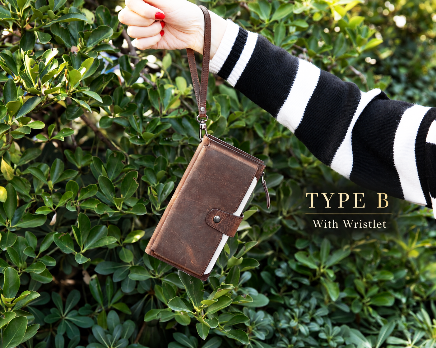 Crossbody Phone Wallet, Chic Leather Wallet for Women with Phone Compartment, Modern Travel Accessory, Leather Bag, Women's Purse,