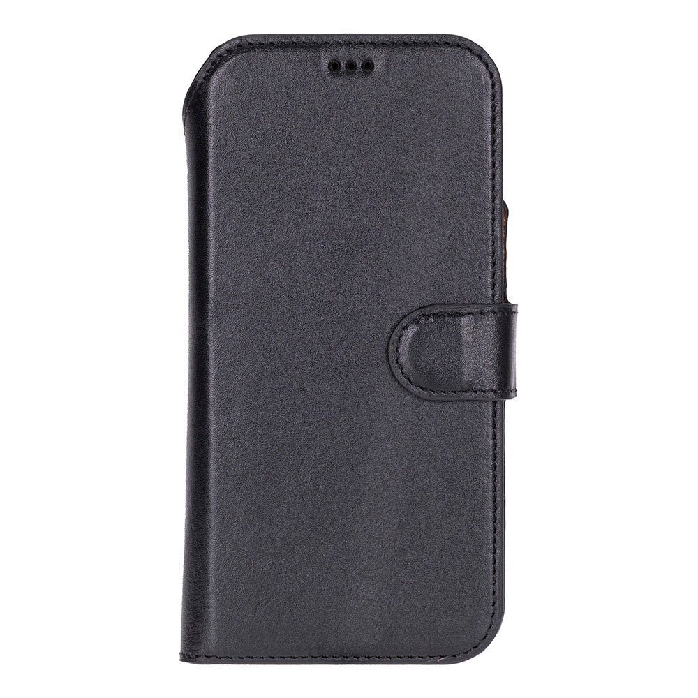 Black leather MagSafe wallet case for iPhone 18 Pro and 17 Pro - view 6