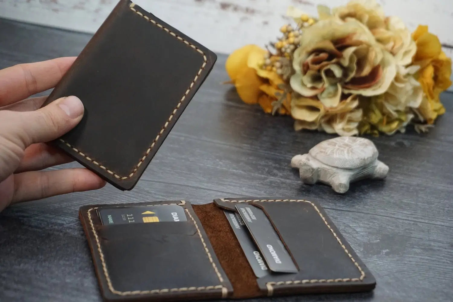 Personalised Leather Slim Card Holder Wallet - Legendary Hide