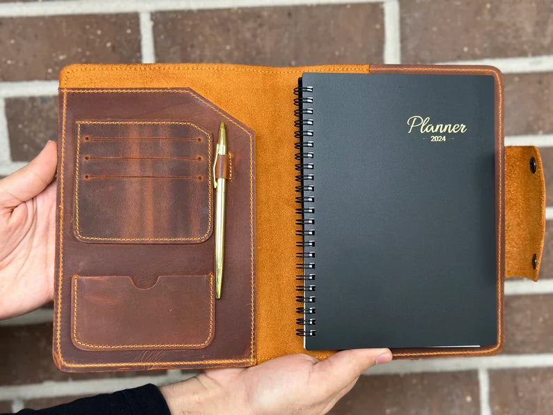 Personalized Leather Planner Cover with Planner & Gold Pen - Legendary Hide