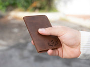 Personalized Ultra Slim Wallet, Small Front Pocket Card Holder, Leather Wallet with Minimalist Design, Modern Travel Accessory