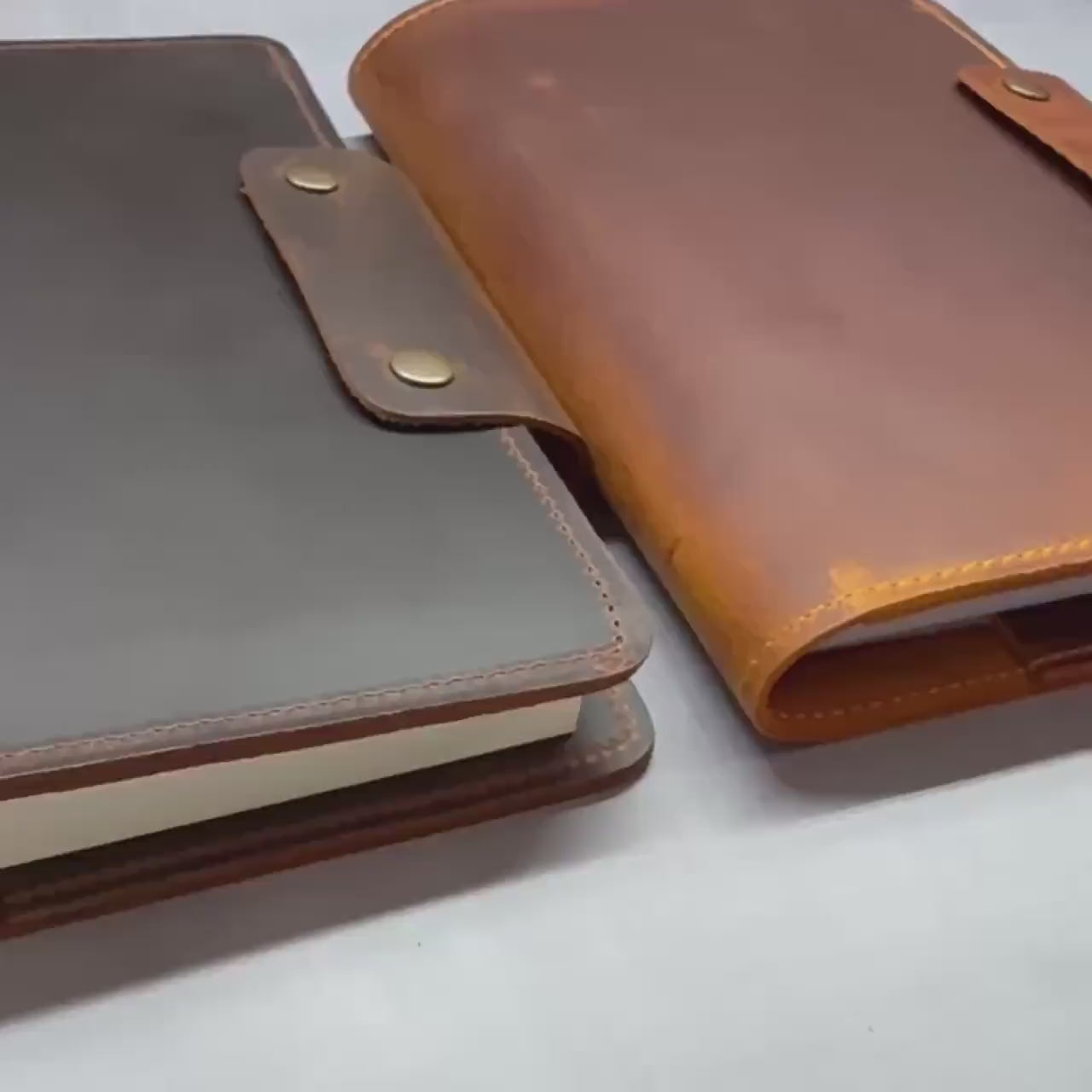 40 Units Light brown - Personalized Refillable Leather Journal with custom logo and inside engraving
